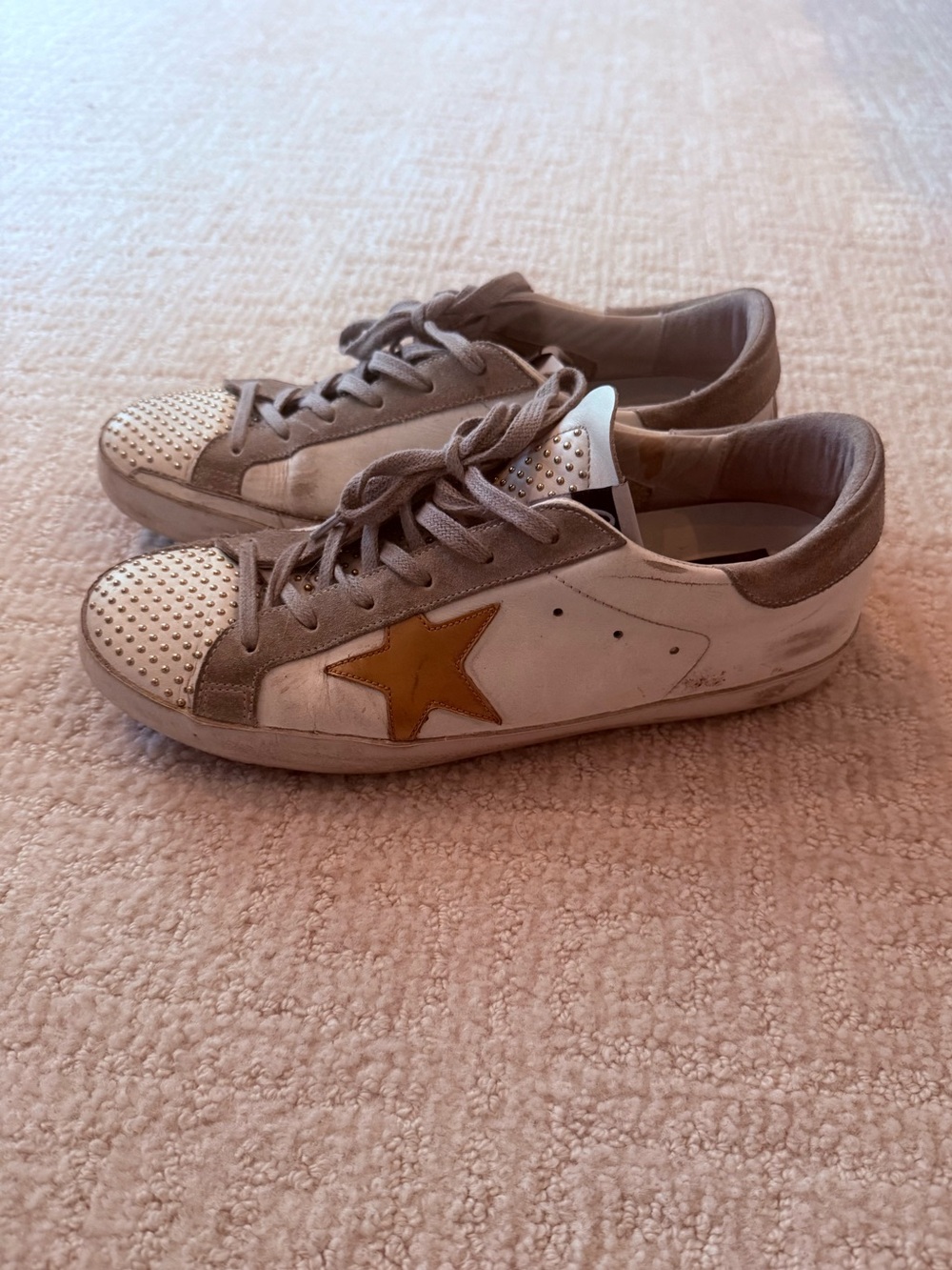 Golden Goose White and Gray Sneakers with Yellow Star Accent (Size 40)